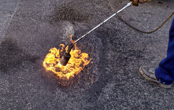 Newbold Pacey flat roofing repairs